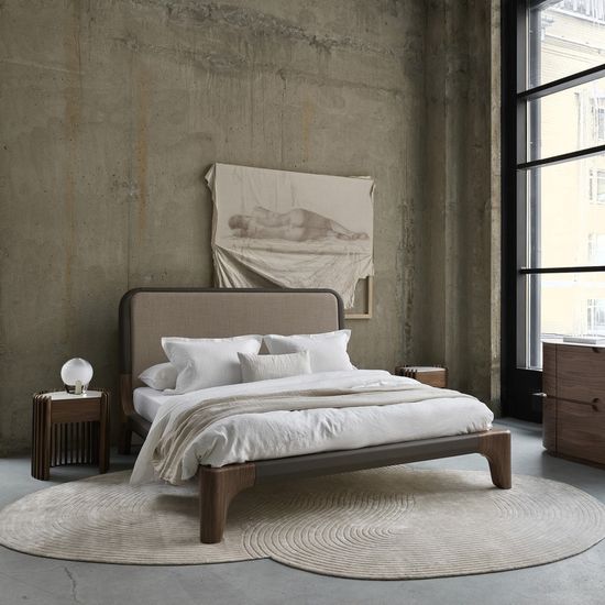 Кровать с решеткой TISHINA by Sergey Tregubov, MOD INTERIORS цвет серо-бежевый