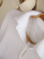 Описание по вязанию рубашки спицами "White shirt"