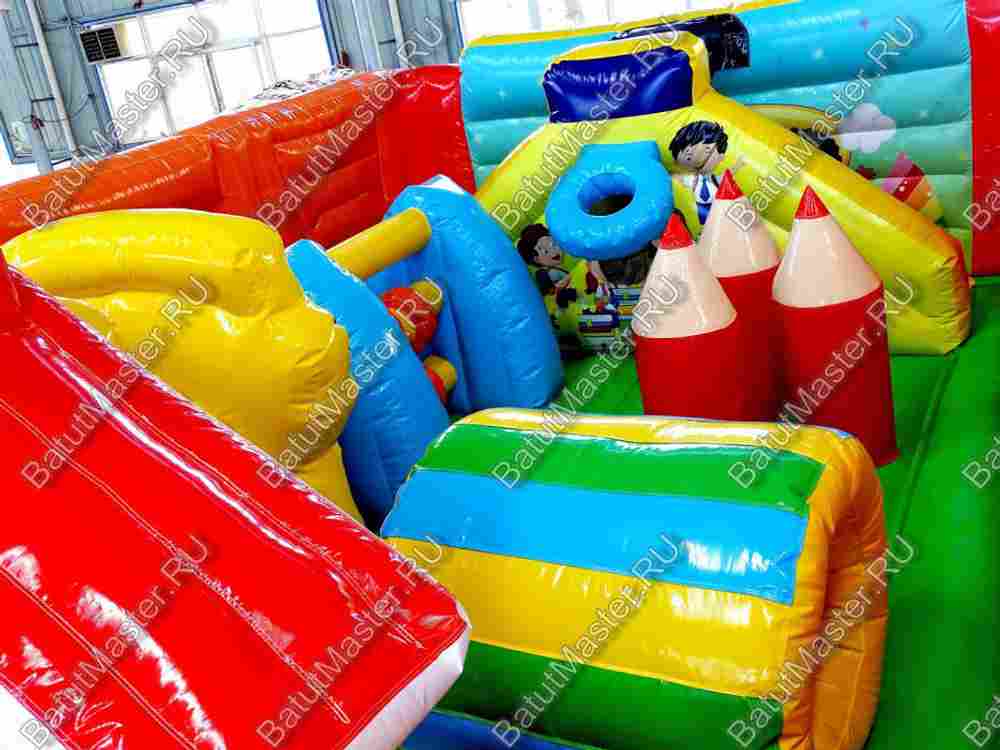 Надувной батут "Школьный автобус"