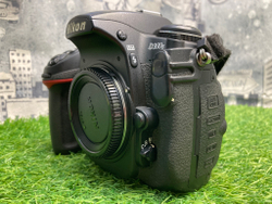 Nikon D300S 38.100 кадров