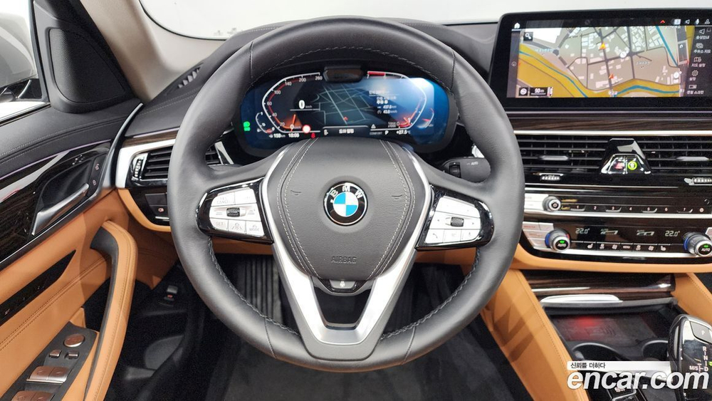 BMW 5 Series (G30) 520i Luxury (01.2021)