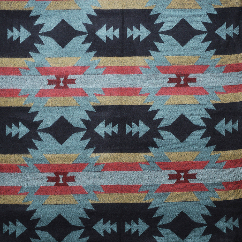 Палантин теплый с орнаментом Навахо