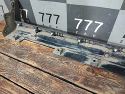 Накладка порога левого Geely Coolray 19-нв Б/У Оригинал 6073056100