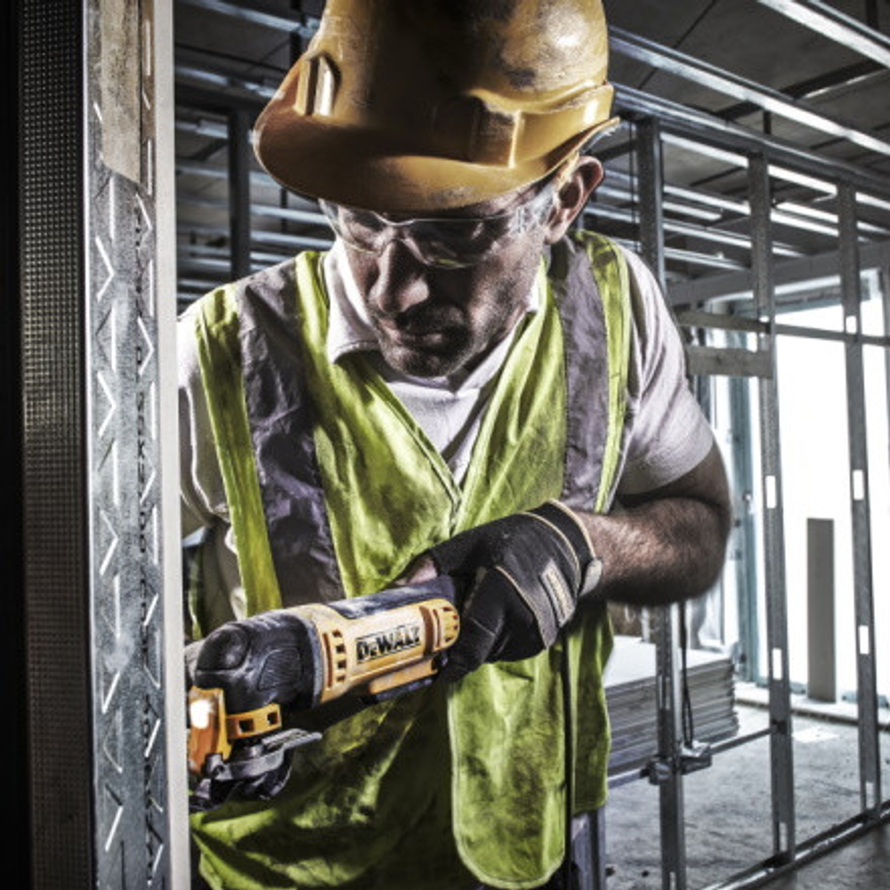 Инструмент многофункциональный Dewalt DWE315-QS