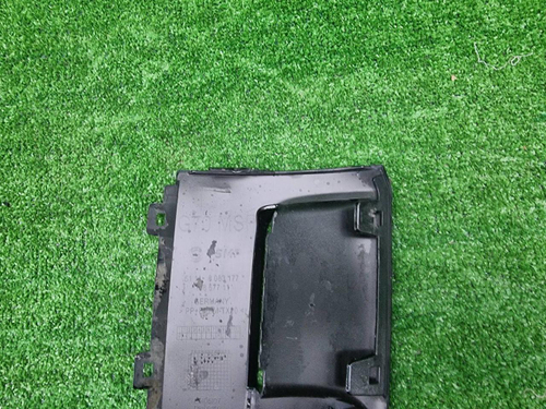 Накладка перед. бампера BMW 7er G70 22-нв M-paket