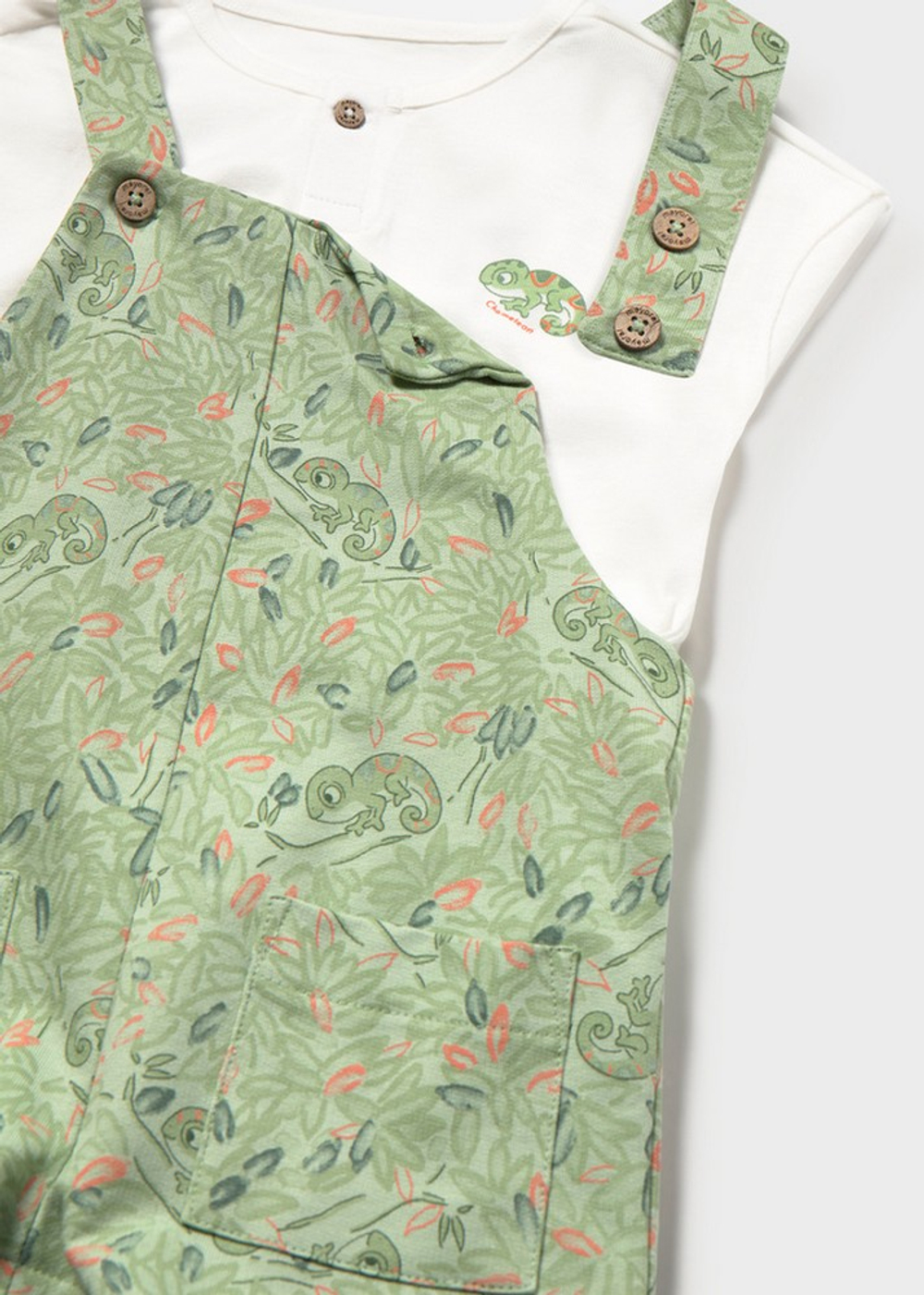 комбинезон с футболкой