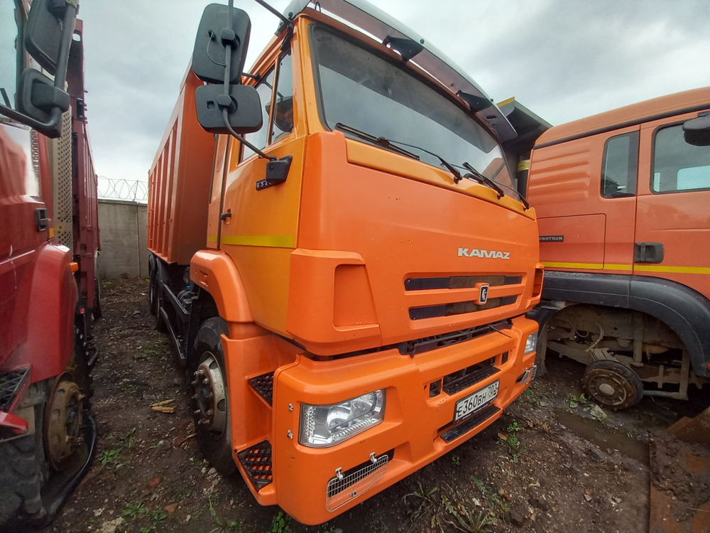 КамАЗ 6520 6x4 Самосвал 6520-3026041-53 (Дизельный, 11,8 л, 400 л.с., МТ)