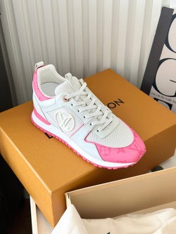 Louis Vuitton Run Away Trainer