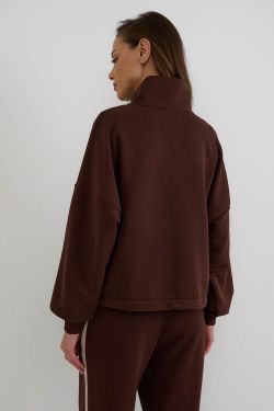 Олимпийка на молнии шоколадного цвета