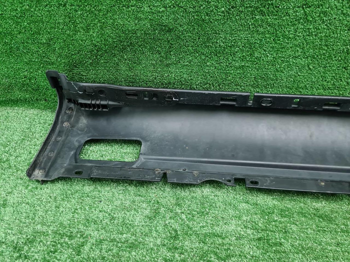 Накладка порога левая Porsche Cayenne 958 2 10-18