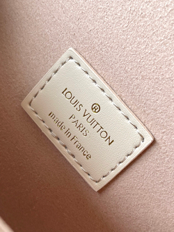 Louis Vuitton Saumur BB