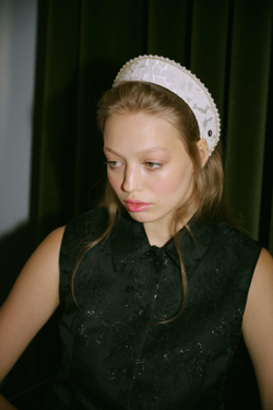 Кокошник белый с жемчугом