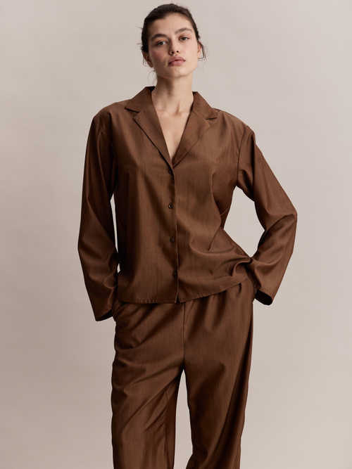 Petra Suit in Caramel