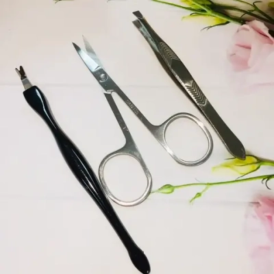 Маникюрный набор на блистере, 3 предмета «Ultramarine» (триммер, ножницы и пинцет)