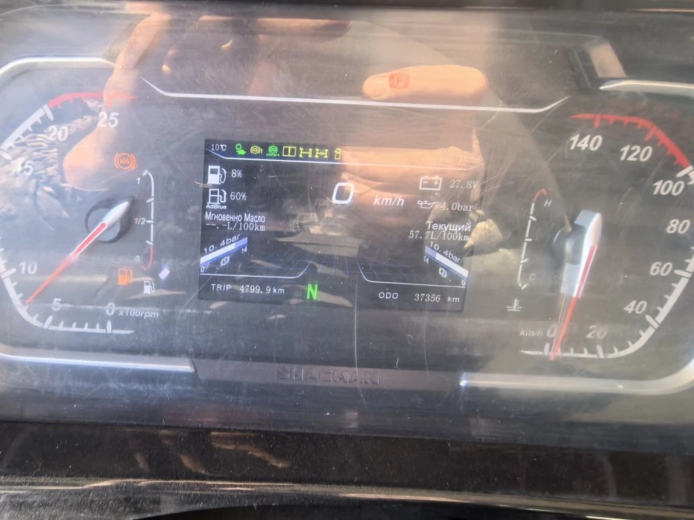 Shacman (Shaanxi) SX* 6x4 Седельный тягач SX42584V324 (Дизельный, 11,6 л, 423 л.с., МТ)