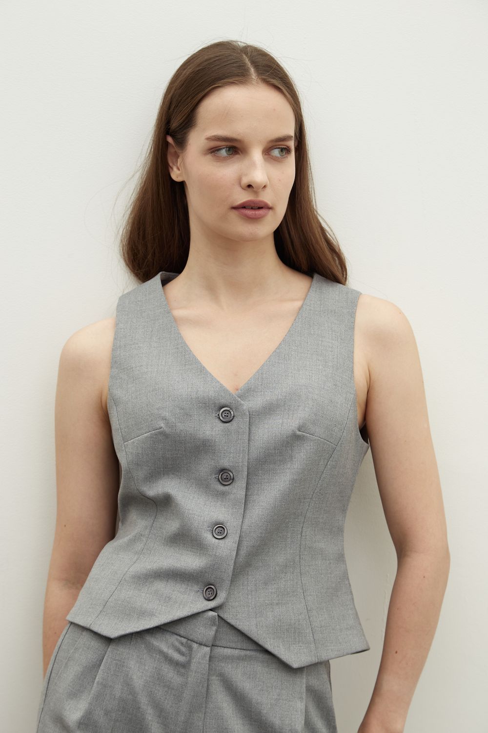 Комплект из серой вискозы: Брюки Палаццо на молнии + Жилет