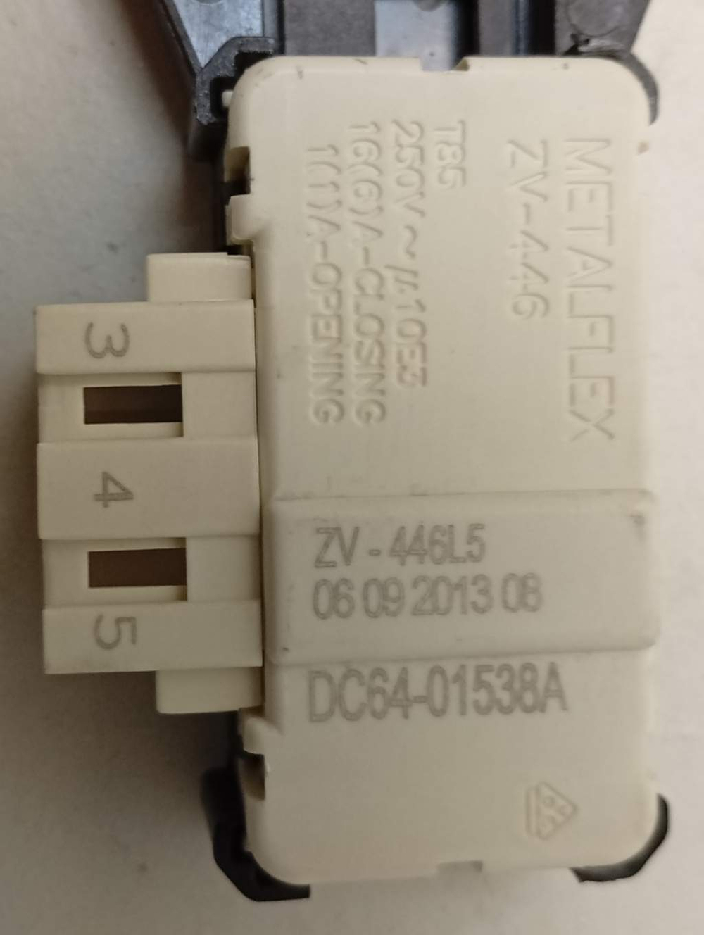 WF8590NMW9DYLP кт26 Блокировка (замок) люка для стиральных машин Samsung DC64-01538A б/у