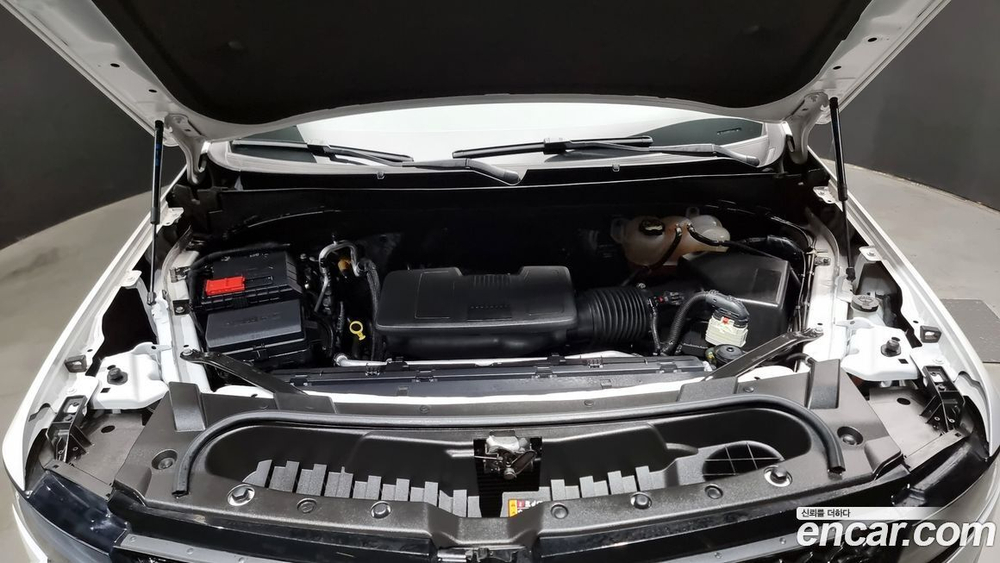 Cadillac Escalade 5 Generation 6.2 (12.2021)
