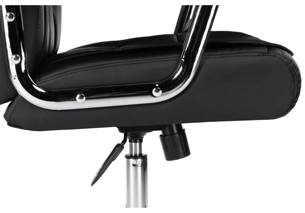 Компьютерное кресло Class black