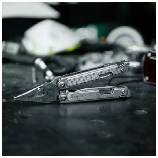 Мультитул Leatherman Free P2 (832638)