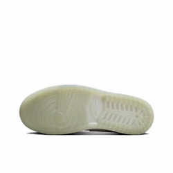 Nike Air Jordan 1 mid "Sea Glass"