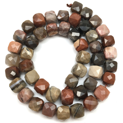 Дерево окаменелое граненое 8 мм, бусины - кубики