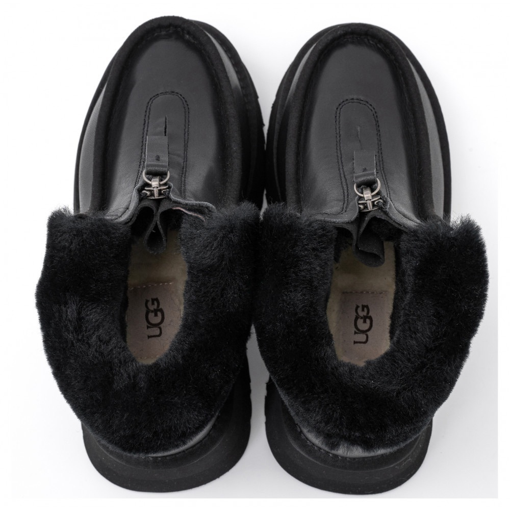 UGG Funkette Platform Boots Leather Black