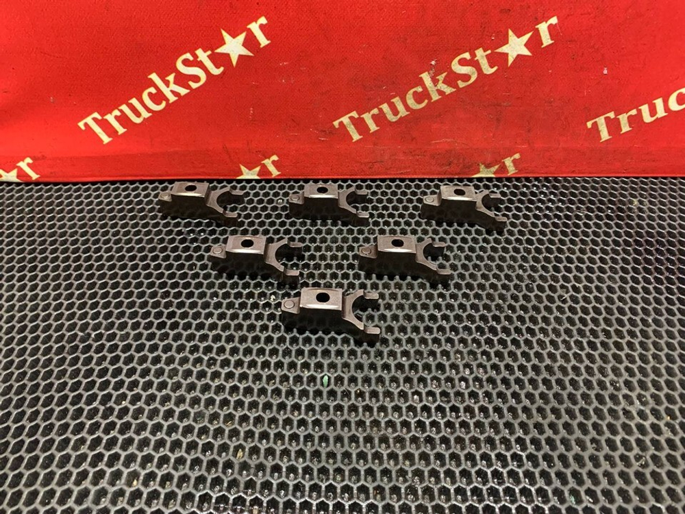 Комплект кронштейнов форсунок топливных