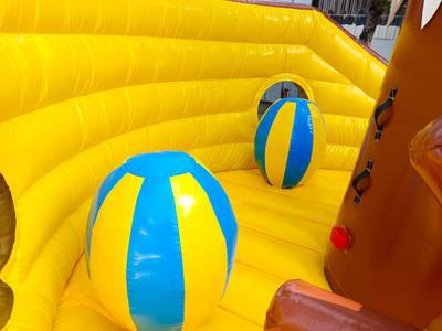 Большой надувной батут-горка "Фрегат-2" 11*5*5 м