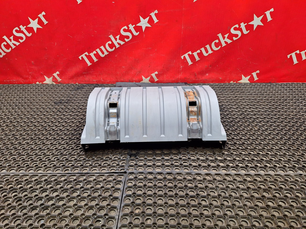 Крыло заднее задняя часть