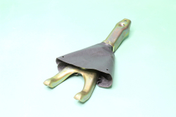 Вилка выключения сцепления УАЗ-452,469 с дв.ЗМЗ-402 под лепестковую корзину