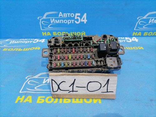 Блок предохранителей салонный Honda INTEGRA 1993