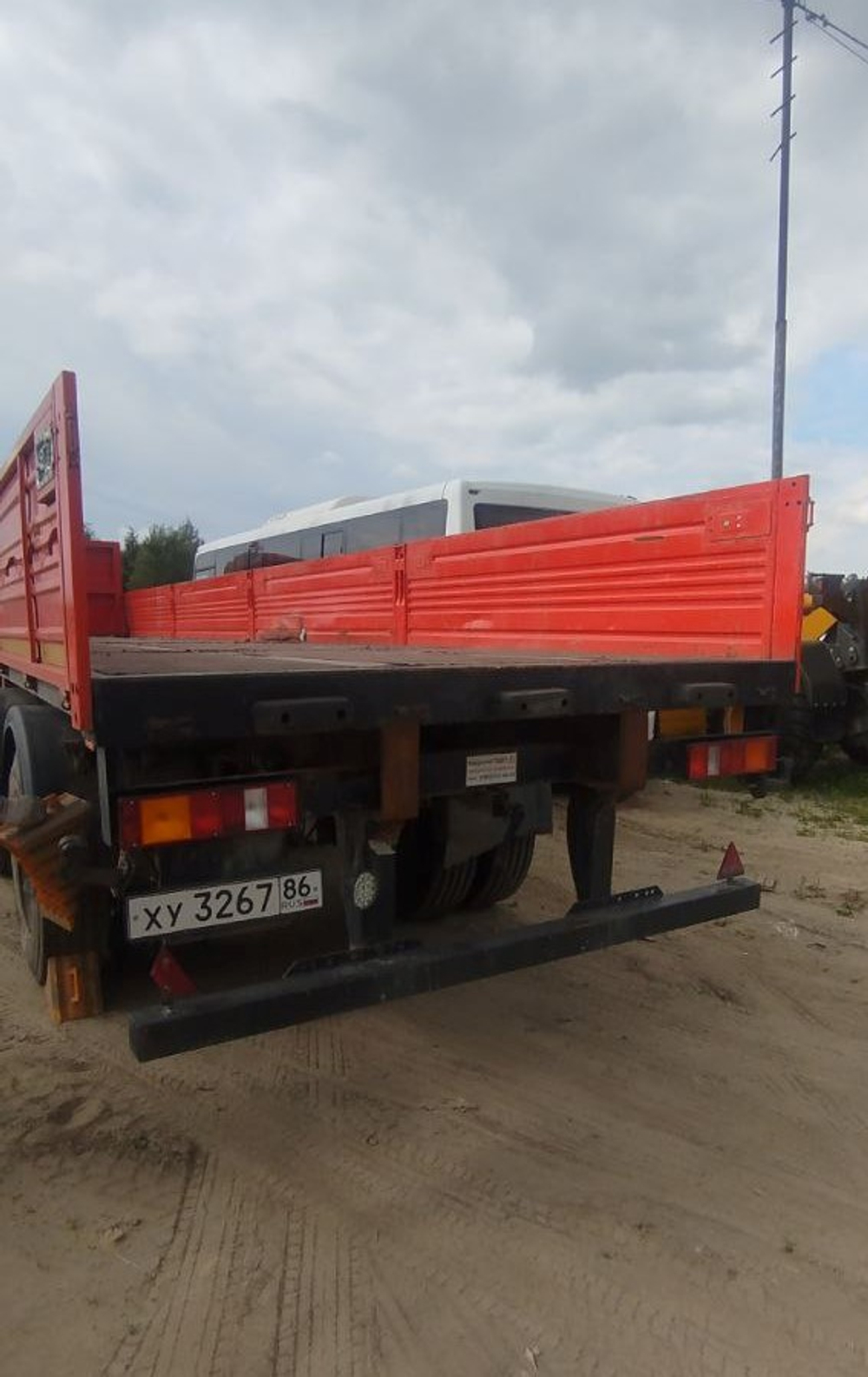 МАЗ 938660* Полуприцеп бортовой 938660-2010