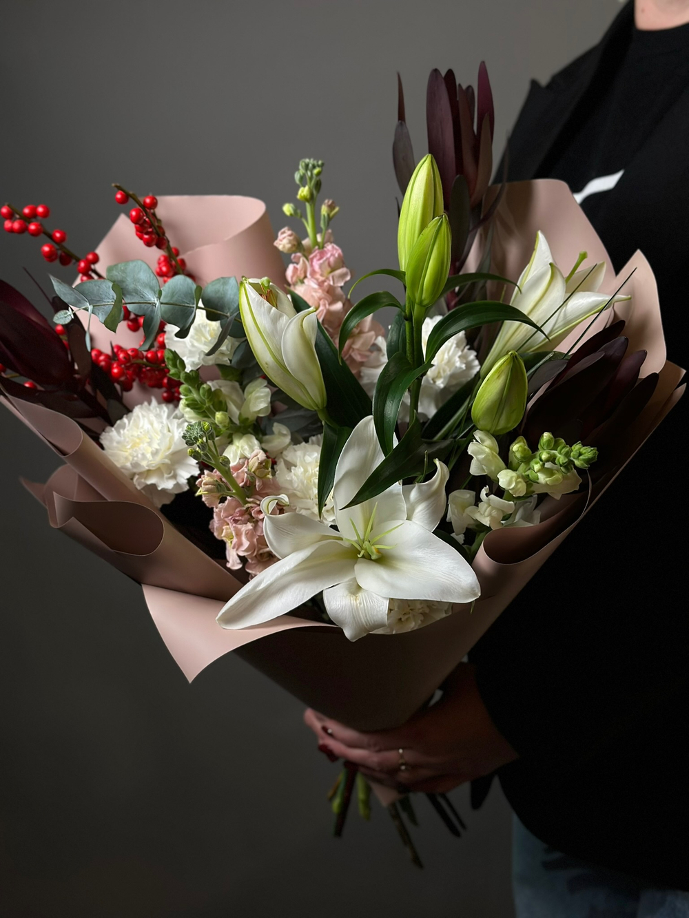 Сборный букет «Букет южных ночей»