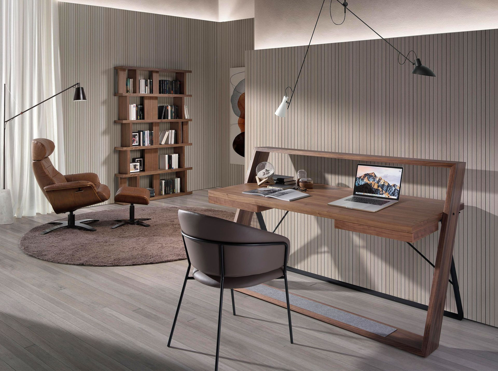 Поворотное кресло A928-M2831 /5083 с кожаной обивкой