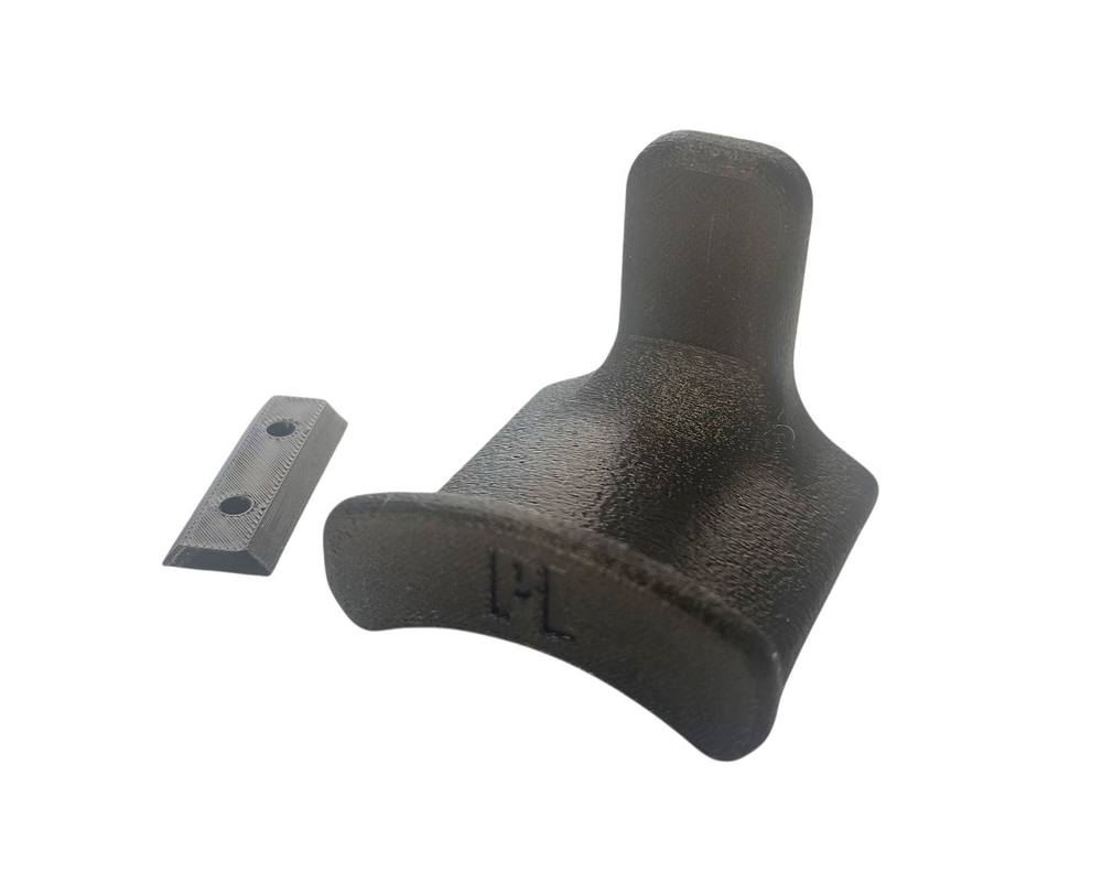 Держатель для наушников настенный PL7