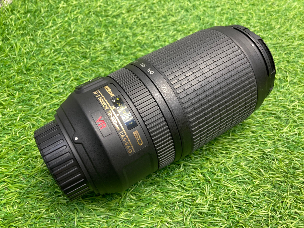 Nikon 70-300mm 4.5-5.6G ED-IF AF-S VR
