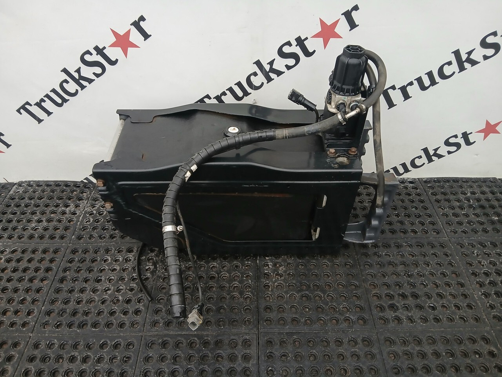 Бак AdBlue в сборе 2016г.