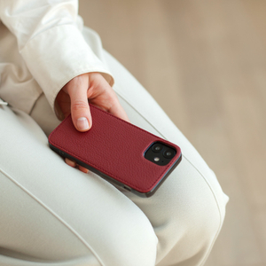 Чехол-накладка для iPhone 12 Mini из кожи теленка красного цвета