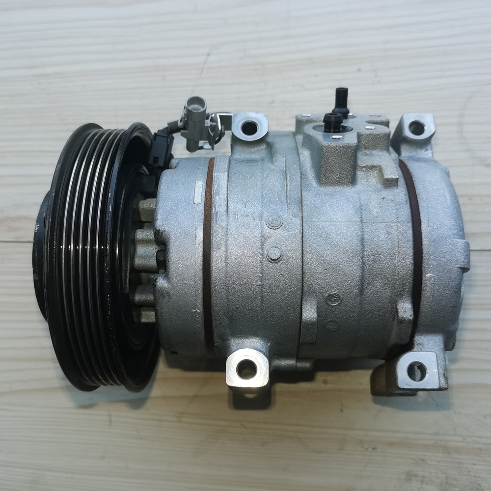 компрессор кондиционера Toyota Corolla 1.8/Geely Emgrand/Geely Vision/Nissan Yuxuan 2.0