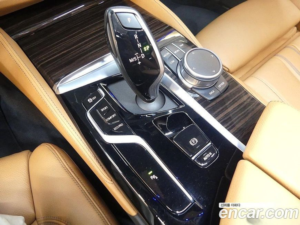 BMW 5 Series (G30) 520i M Sports (02.2022)