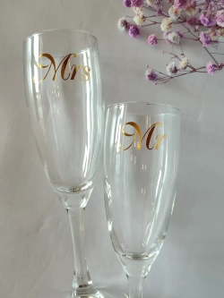 Свадебные бокалы  для молодоженов Mr. Mrs.