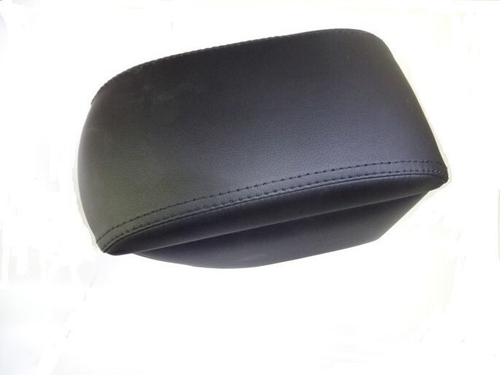 Бар подлокотник /Kia Rio III/ c 2010-2017 г. вставка в подстаканник LUX (Автоблюз)