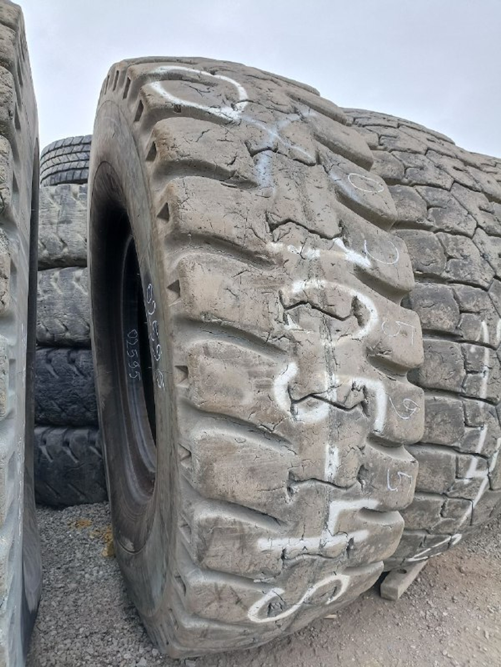 33.00R51 Michelin XDR2 шина б/у