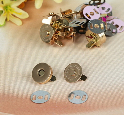 Магнитная кнопка 18 мм, золото