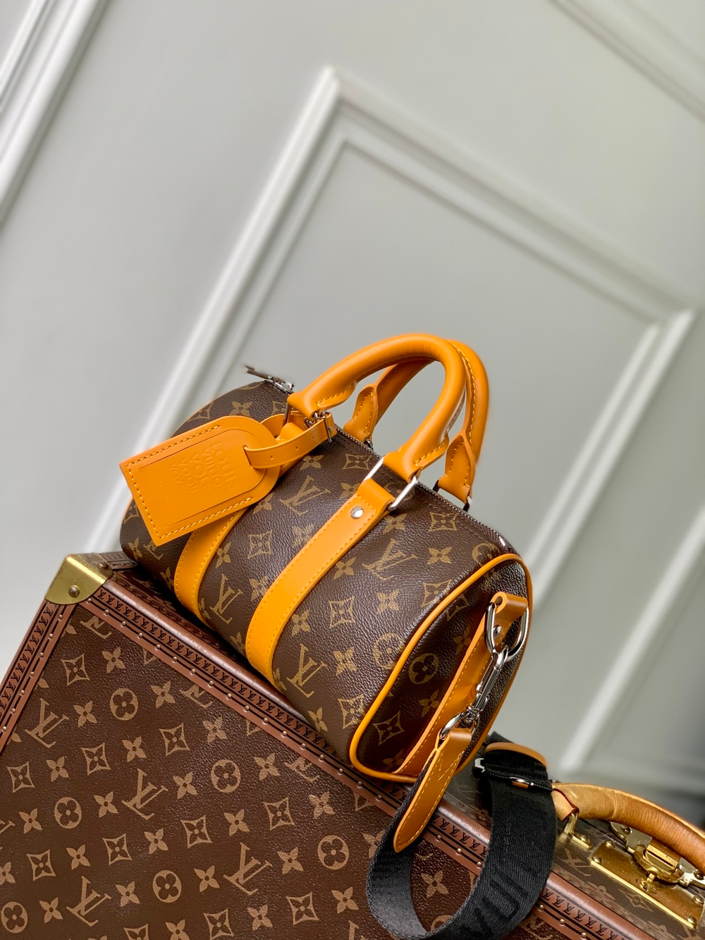 Louis Vuitton Keepall 25