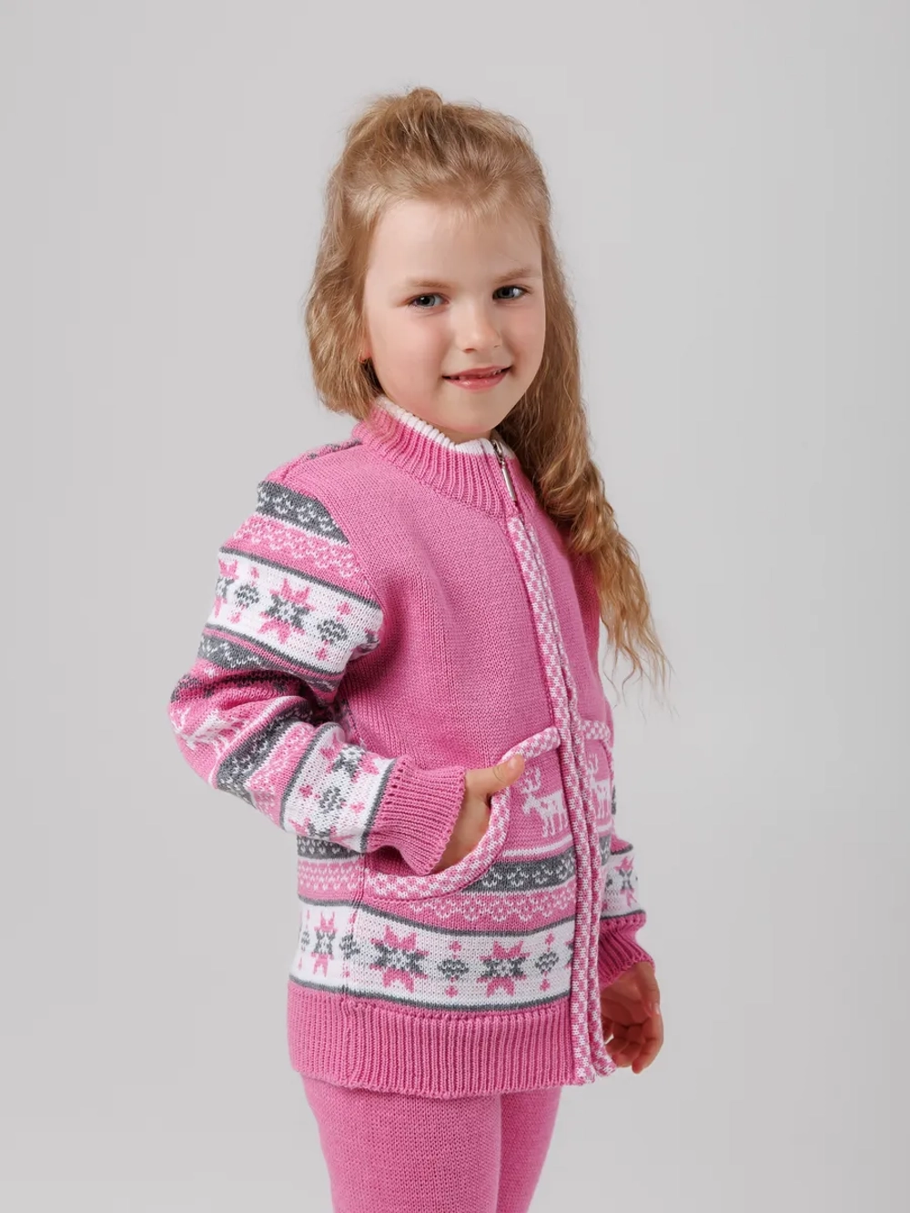 Кофта вязаная на молнии