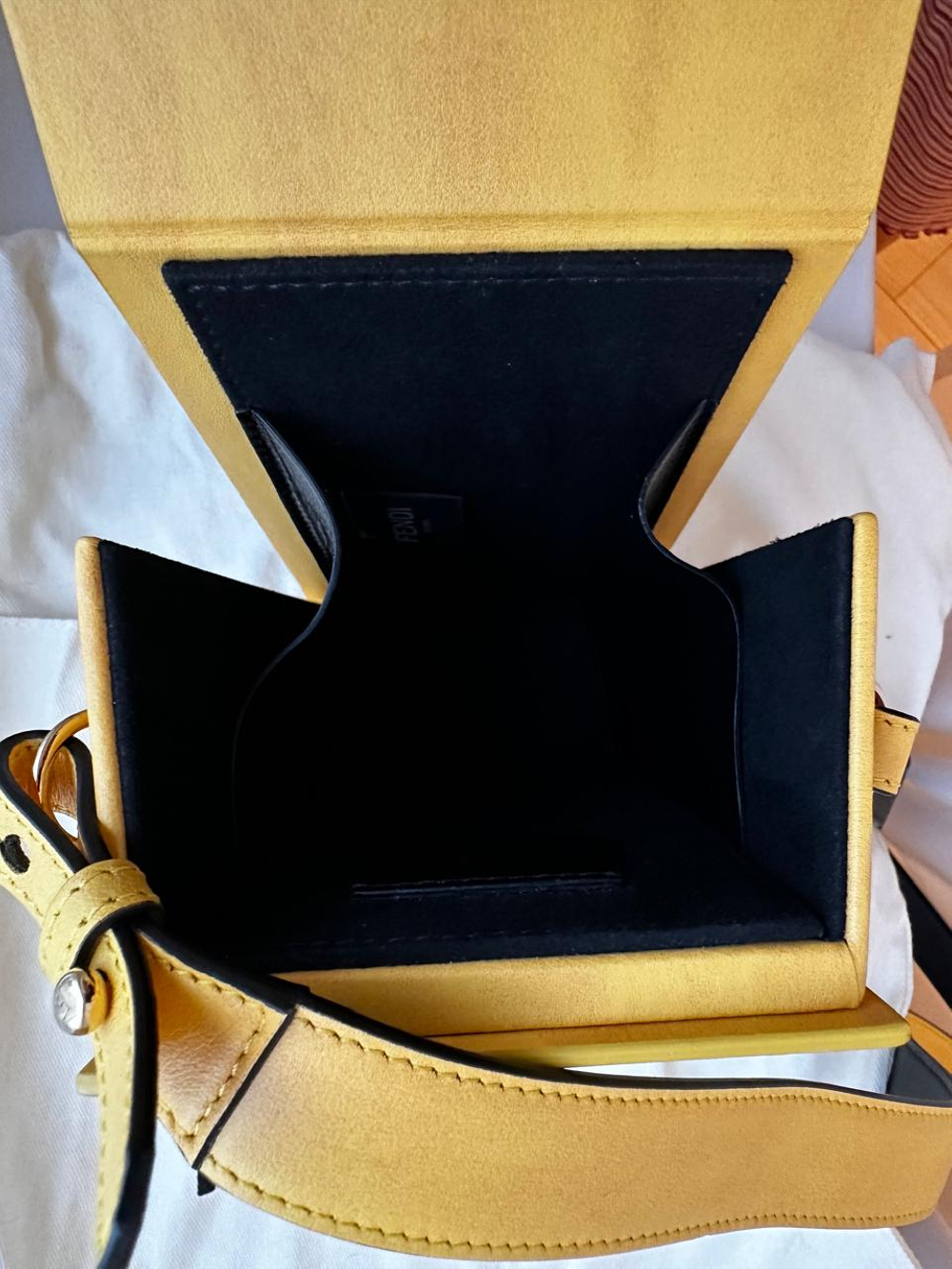 Сумка Fendi Vertical Box