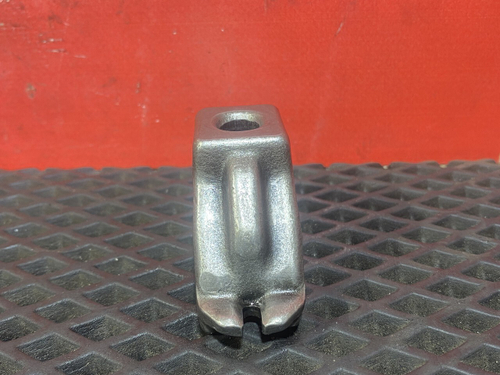 Кронштейн форсунки двигателя 2017г.