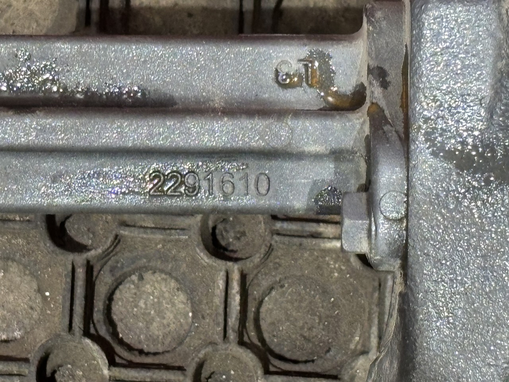 Кронштейн буксировочный левый 2023г